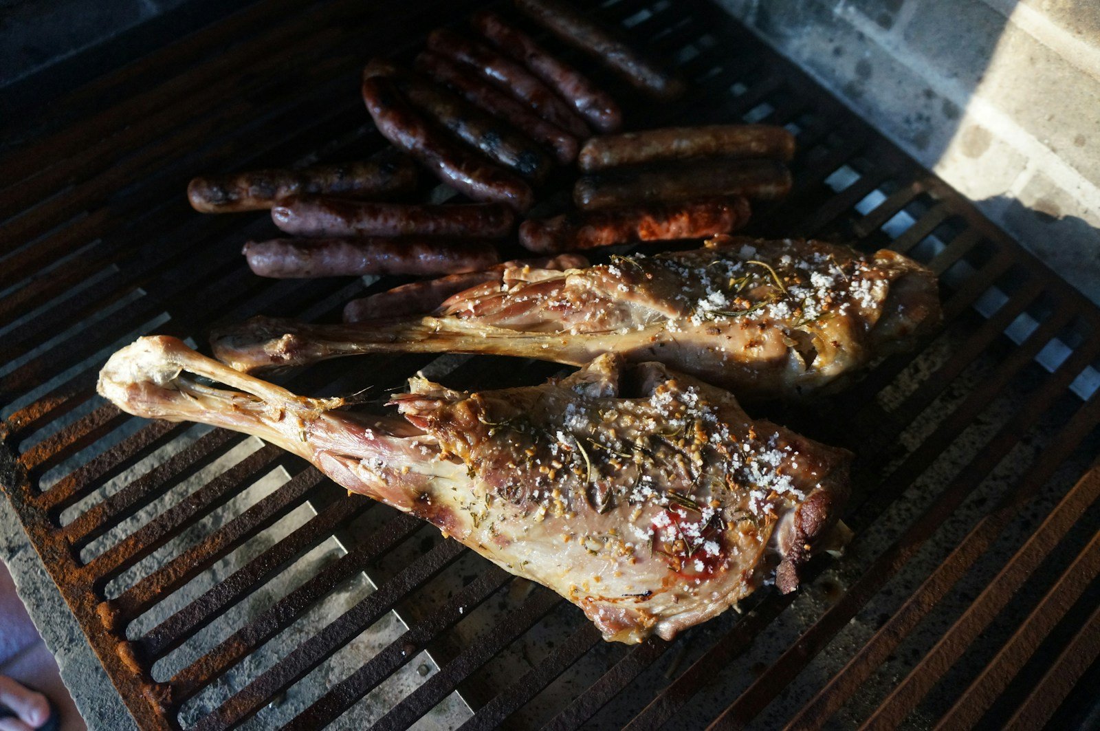 grilled chicken on brown steel griller